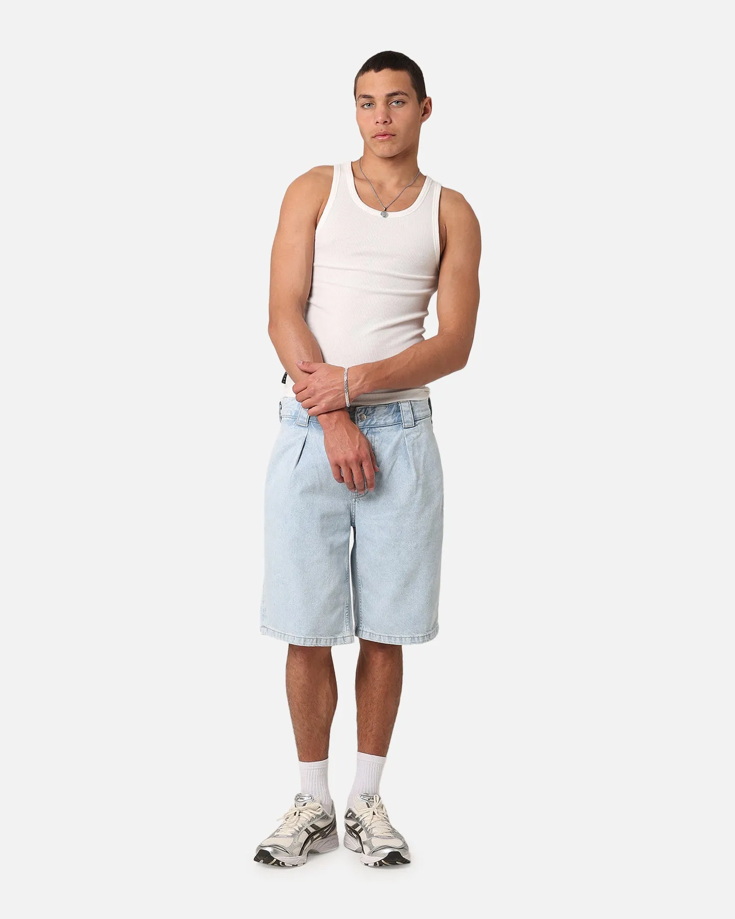 Calvin Klein 90's Loose Pleated Denim Short Light Blue