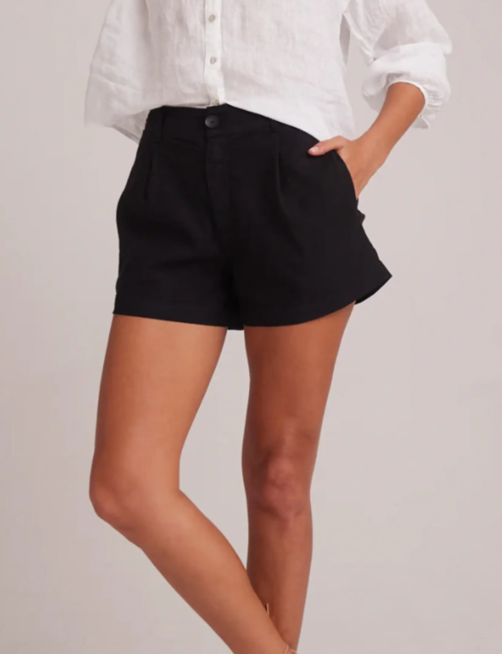 Hanna Pleated Short, Black