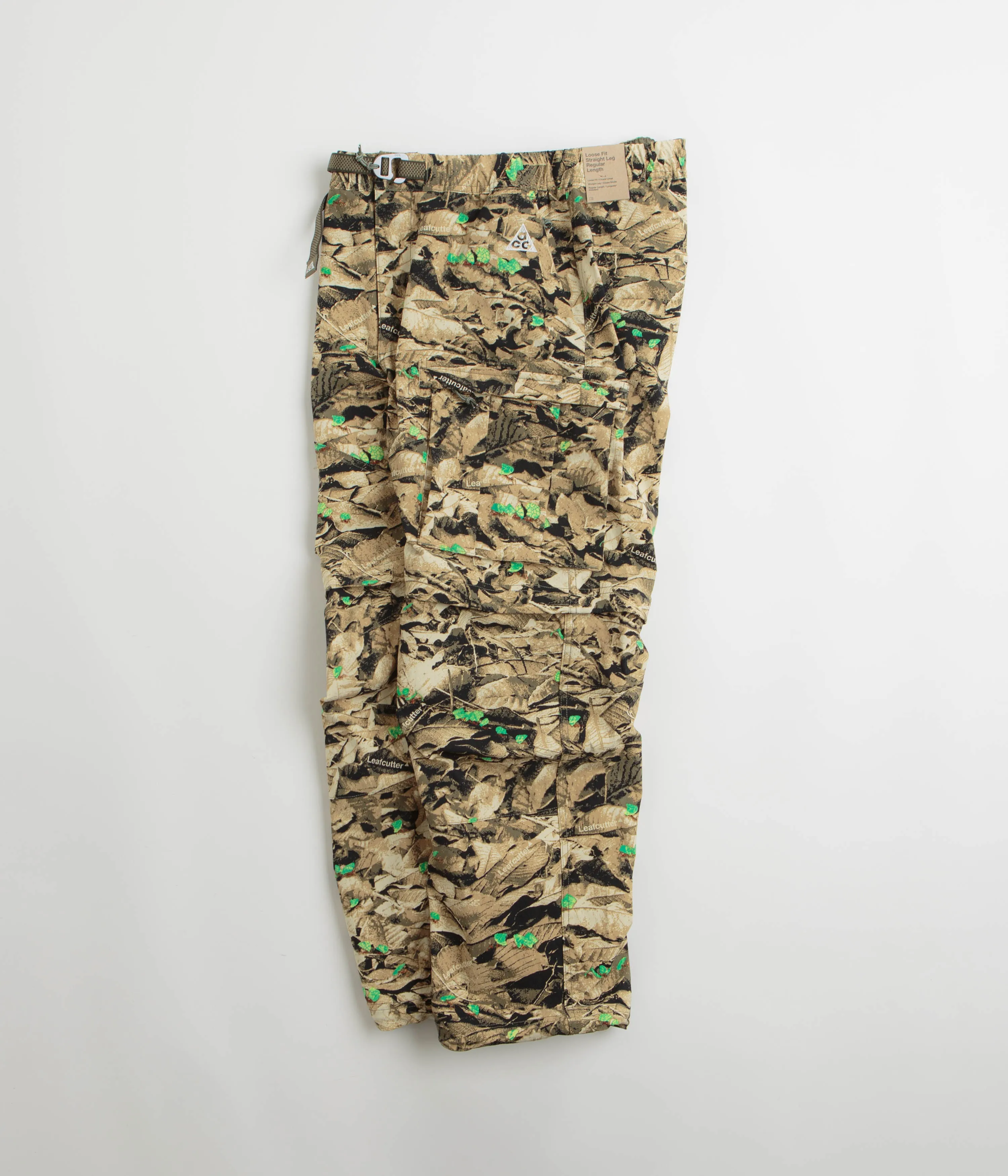 Nike ACG Smith Summit Cargo Pants - Parachute Beige / Sequoia / Summit White