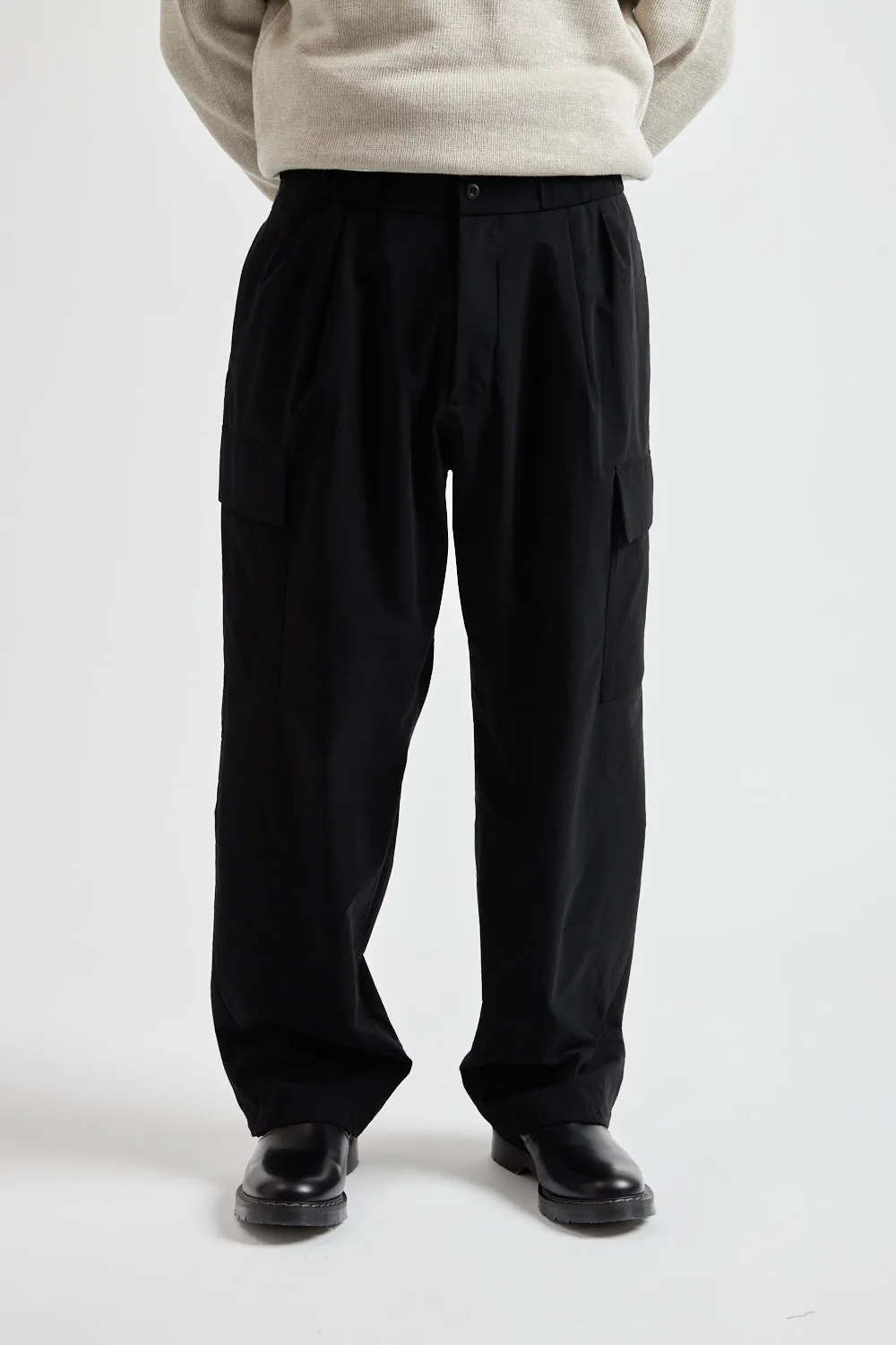 Strech Woolly Nylon Parachute Cargo Pants - Black